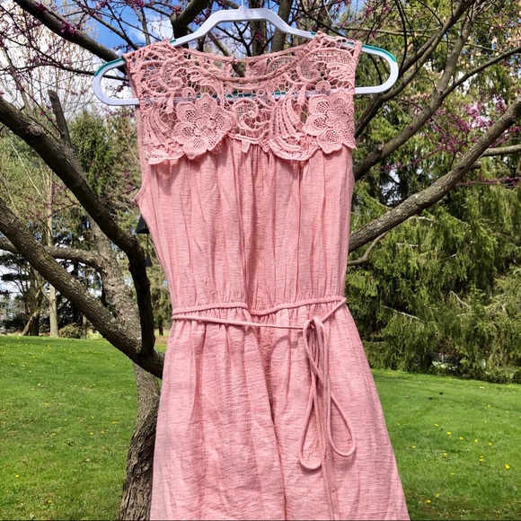 (🌸3 FOR $15 DEAL!) Lace Pink Sundress - Picture 4 of 7